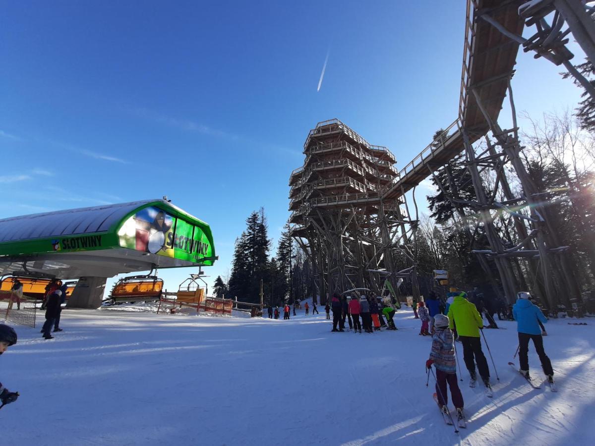 Willa Male Alpy 300 M Od Kompleksow Narciarskich Krynica-Zdrój Exteriör bild